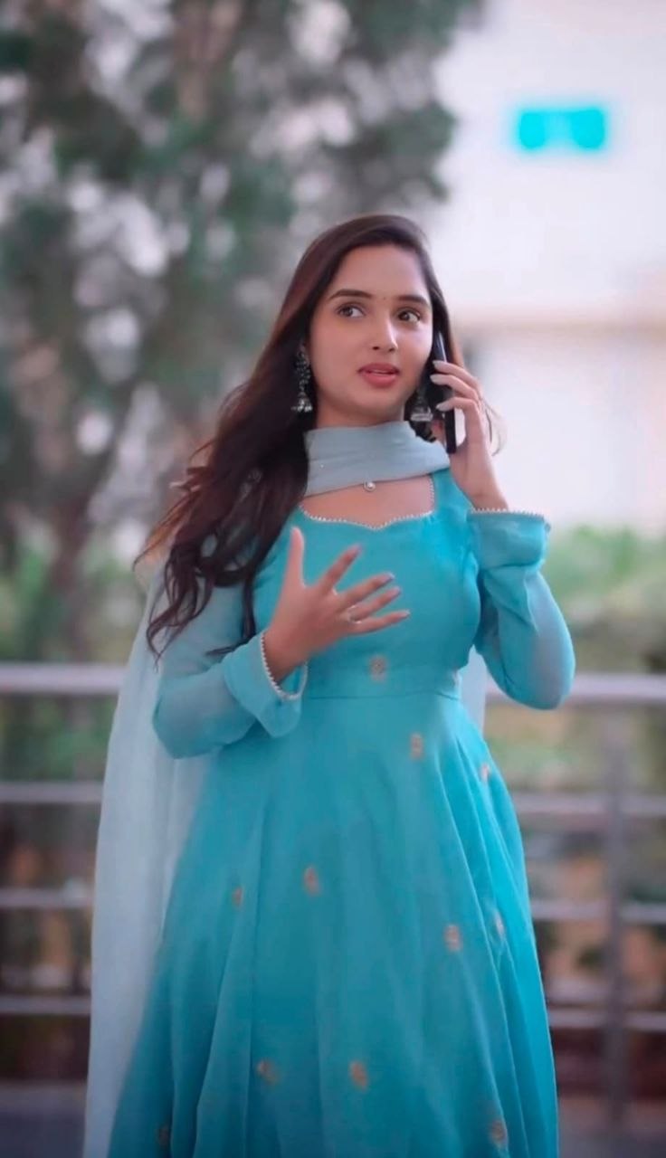 Aqua Flora Anarkali