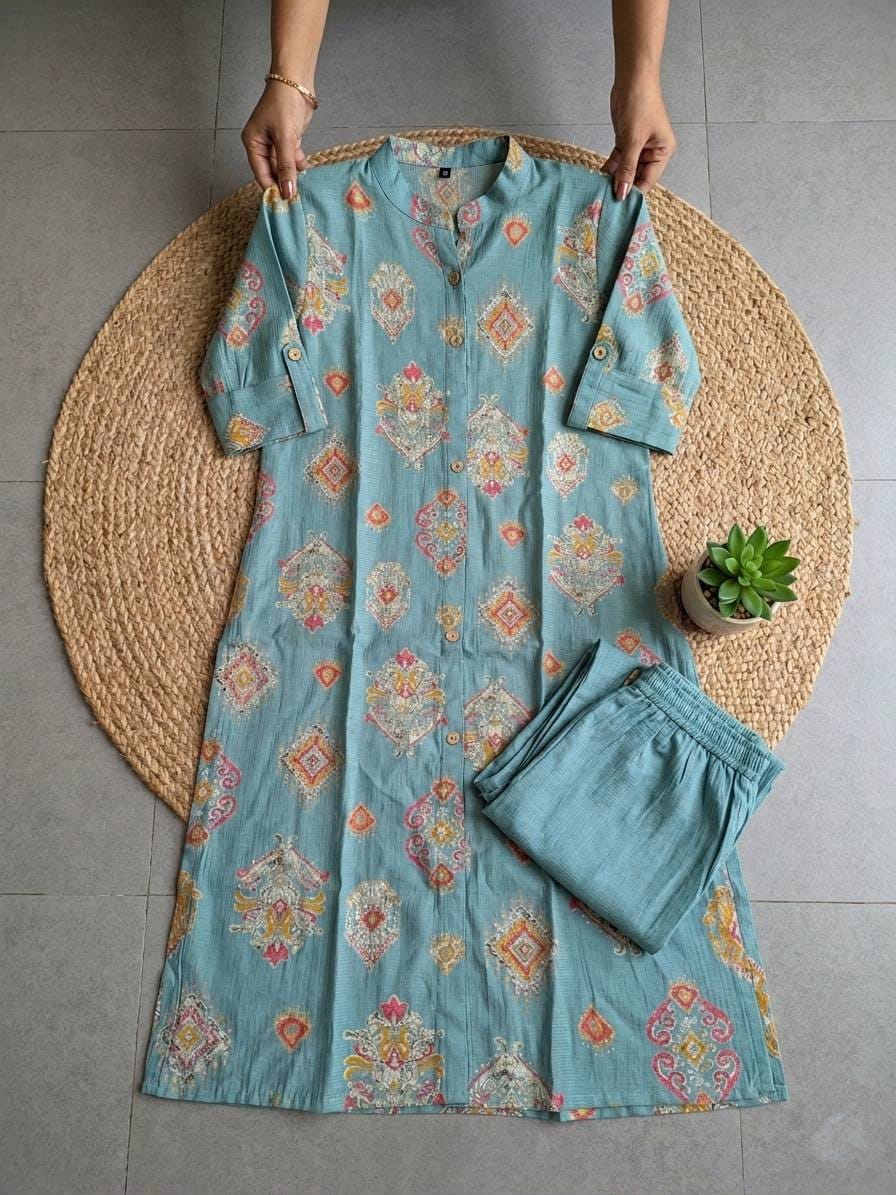 Textured Cotton Floral Kurta Set with Pockets for Women