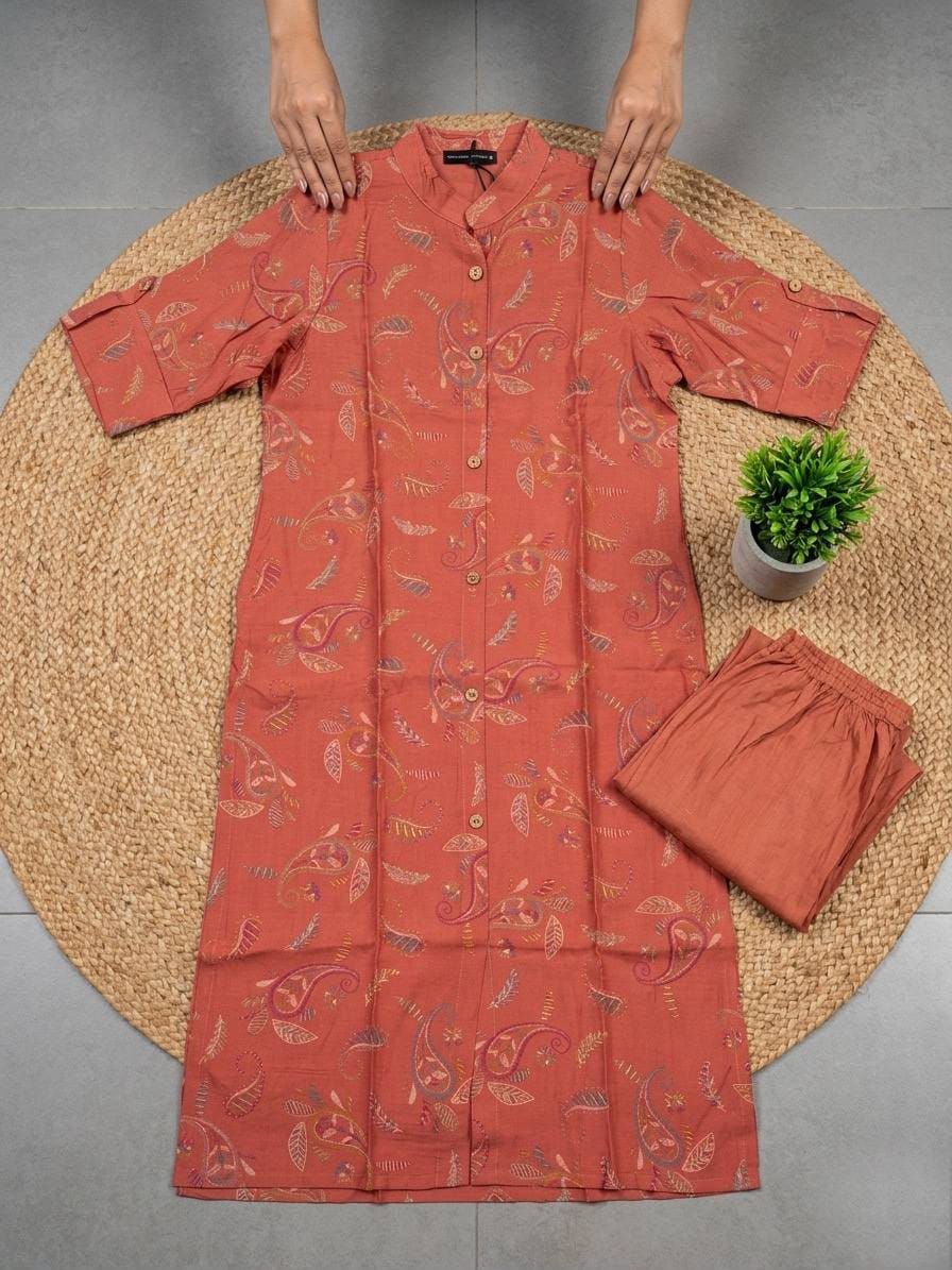 Textured Cotton Floral Kurta Set with Pockets for Women